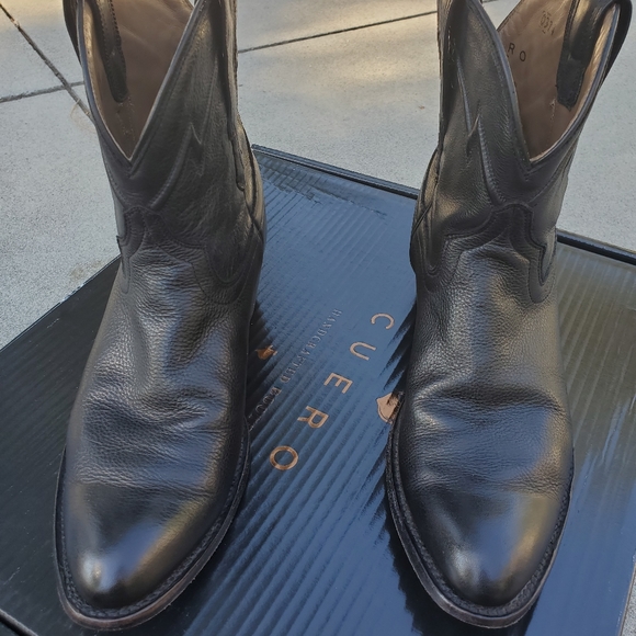 Women's Cuero Shorties - Picture 8 of 14